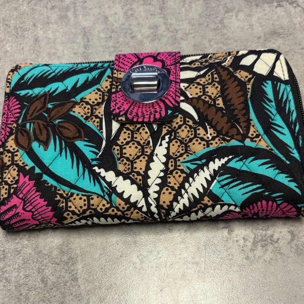 Vera Bradley Canyon Road wallet